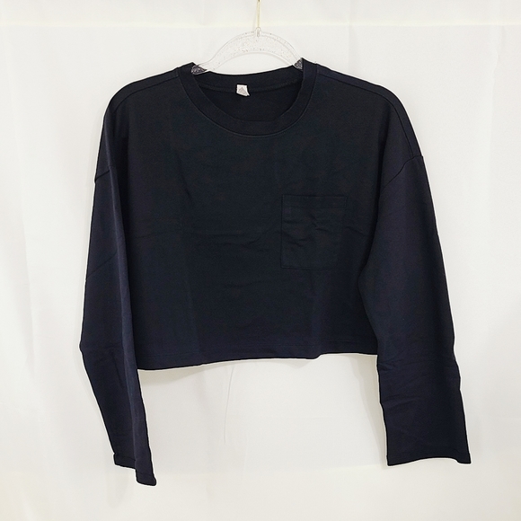 Free People Sunny Athleisure 2-pc. set Crop top and shorts black NEW - Picture 3 of 8